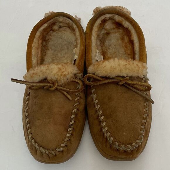 L.L Bean Men’s Wicked Good Leather Sheep Wool Lined Moccasin Slippers - Picture 13 of 15